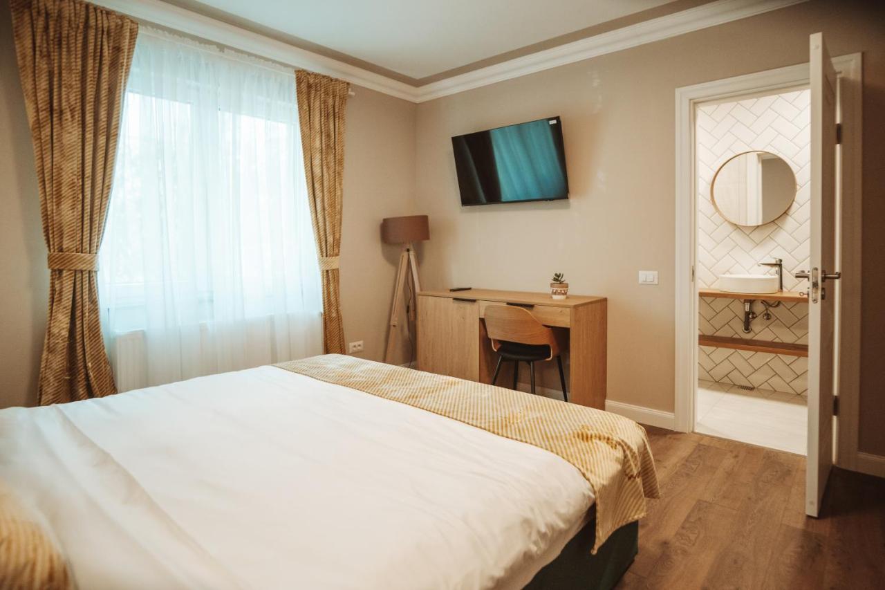 B59 Boutique Hotel 큼홀룸그몰도베네스크 외부 사진