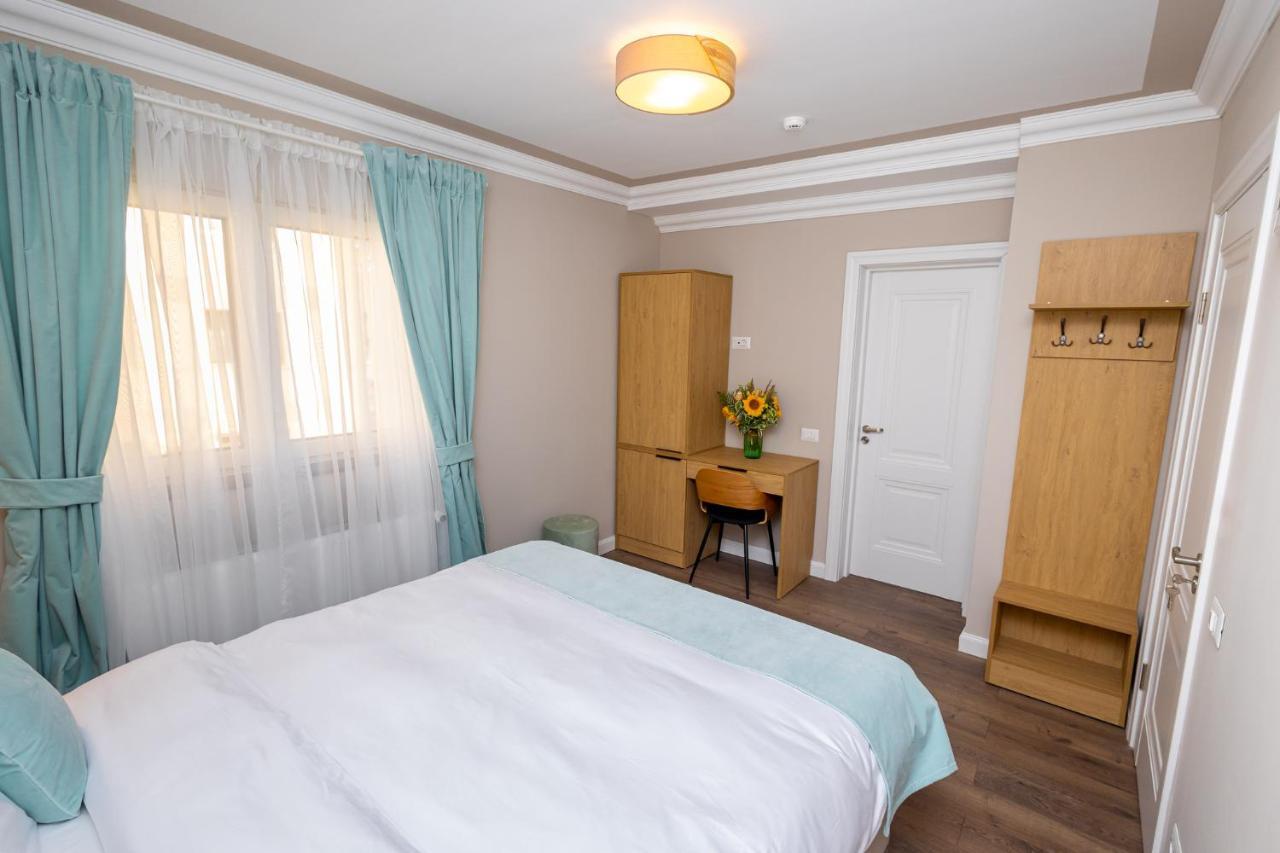 B59 Boutique Hotel 큼홀룸그몰도베네스크 외부 사진