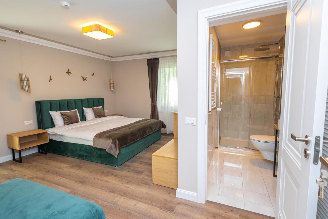 B59 Boutique Hotel 큼홀룸그몰도베네스크 외부 사진
